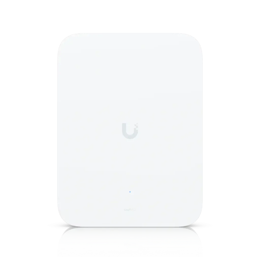 u5g-max-outdoor-1.webp